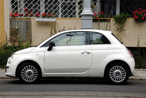 fiat 500 weißer Fiat 500 – Beispiel für Gebrauchtwagenankauf Leinefelde-Worbis